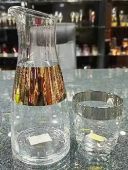 wine glass
