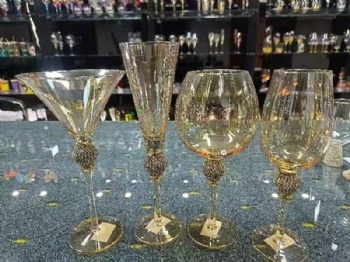 wine glass