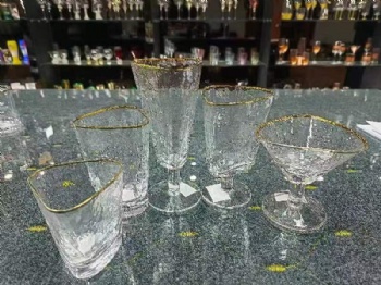 wine glass